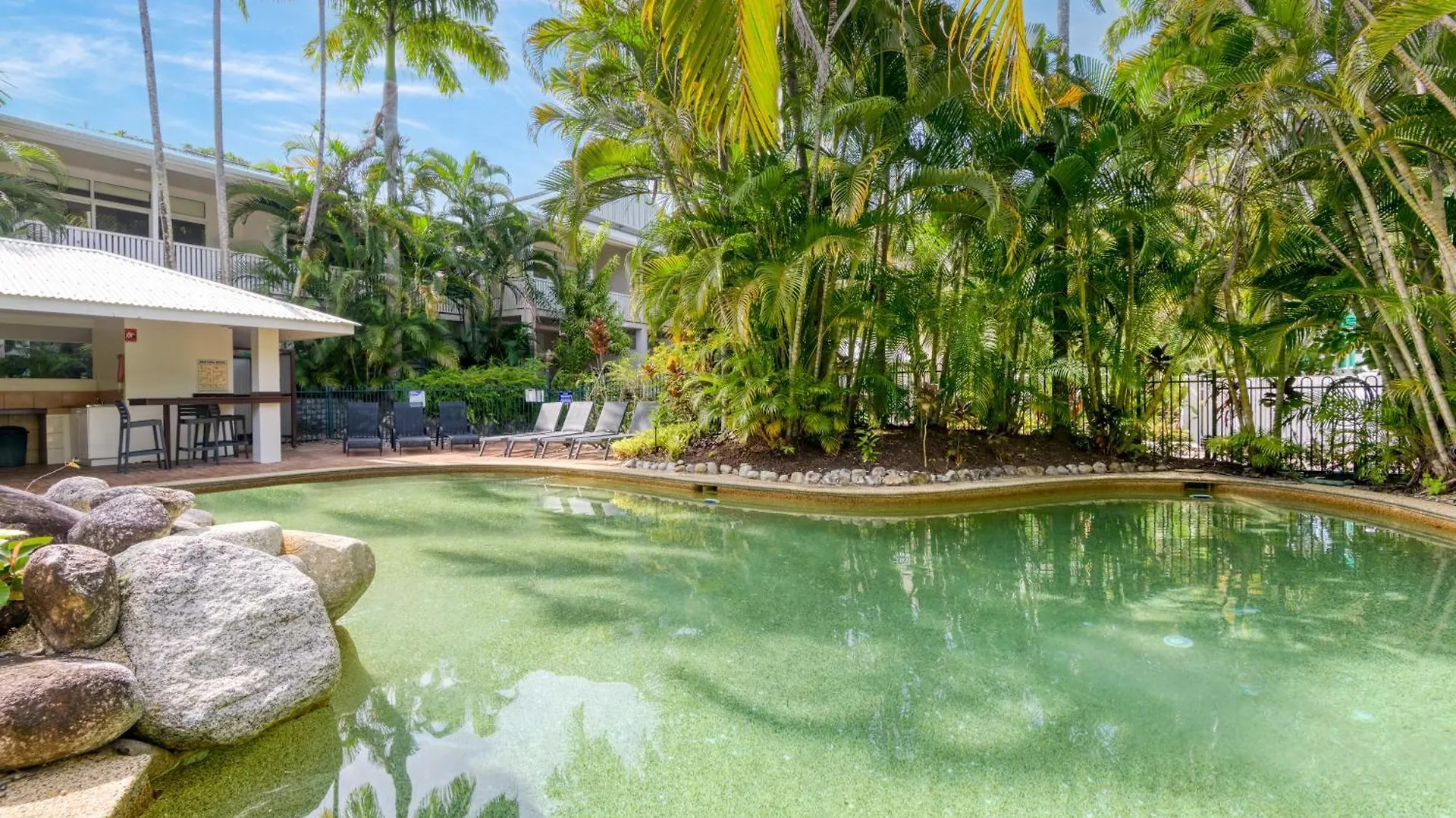 1 Bedroom @ Palm Villas #2 ميناء دوغلاس